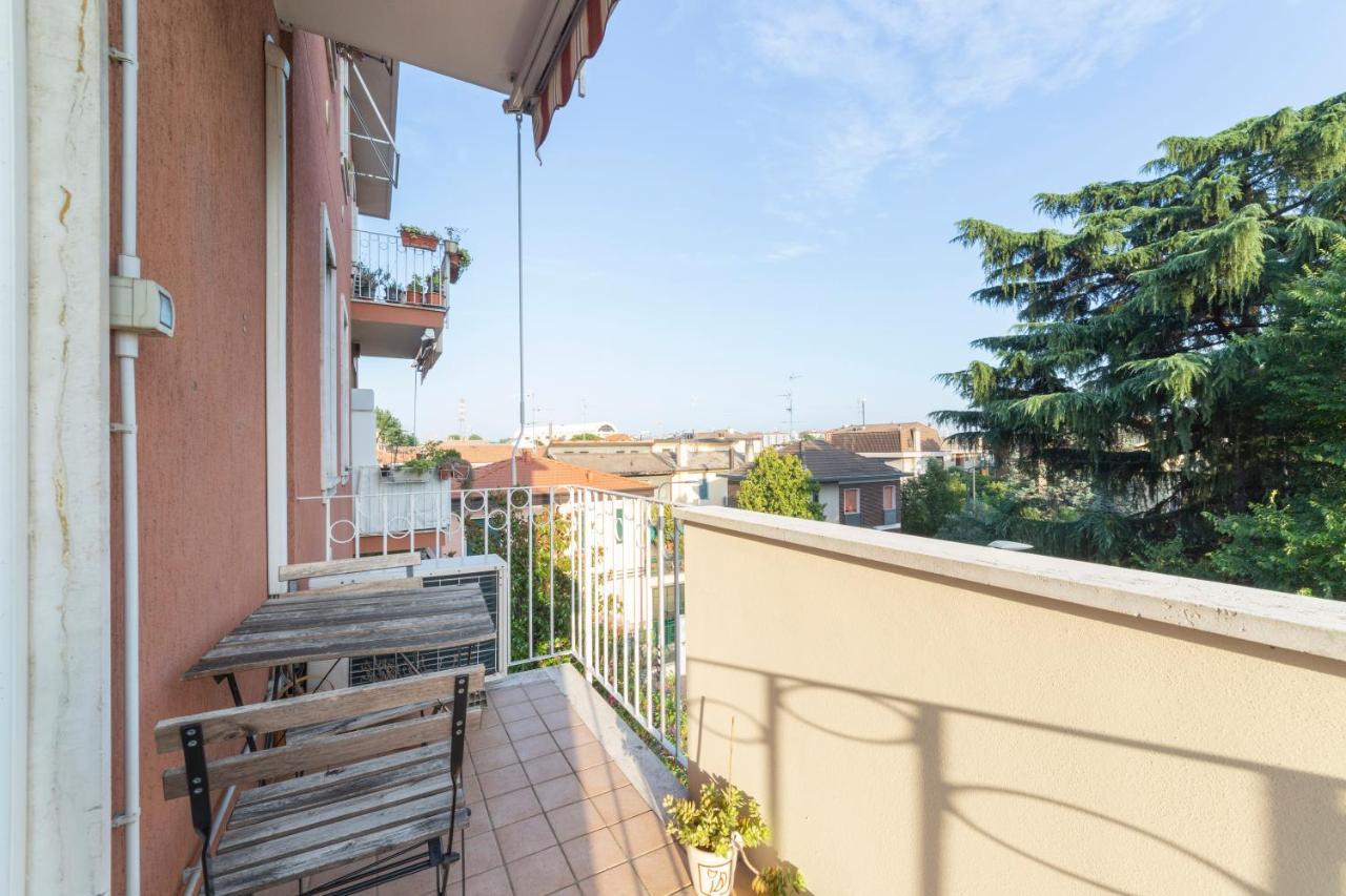 Precotto Comfortable Flat With Balcony Leilighet Milano Eksteriør bilde